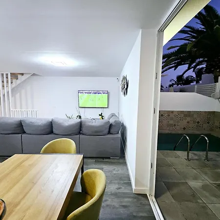 Blue Moon Villa